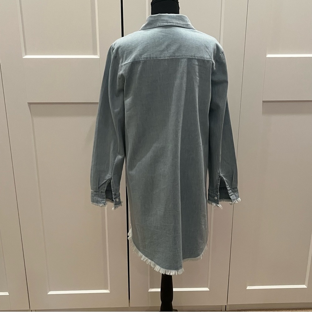 Zilcremo Light Blue Denim Shirt Dress with Frayed Hem - Picture 2 of 7